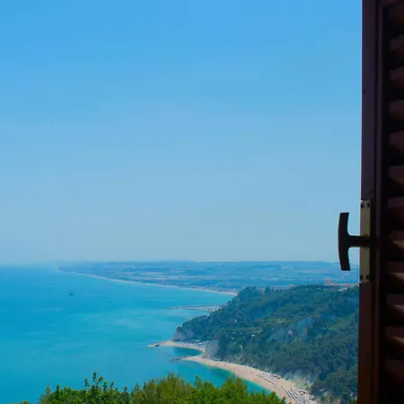 Luxurious In With Pool * Сироло